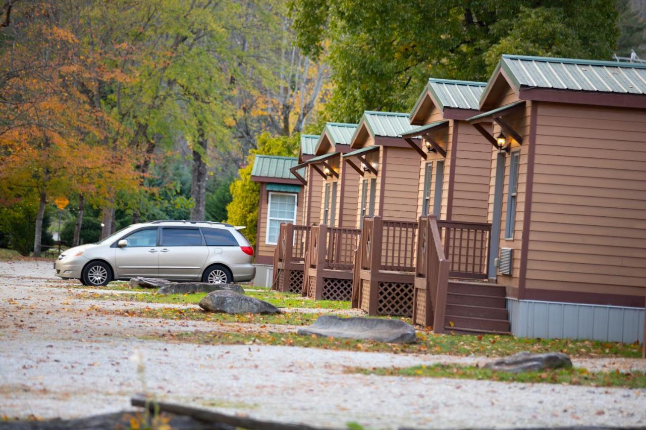 Qualla Cabins And Motel Cherokee Near Casino Whittier Luaran gambar