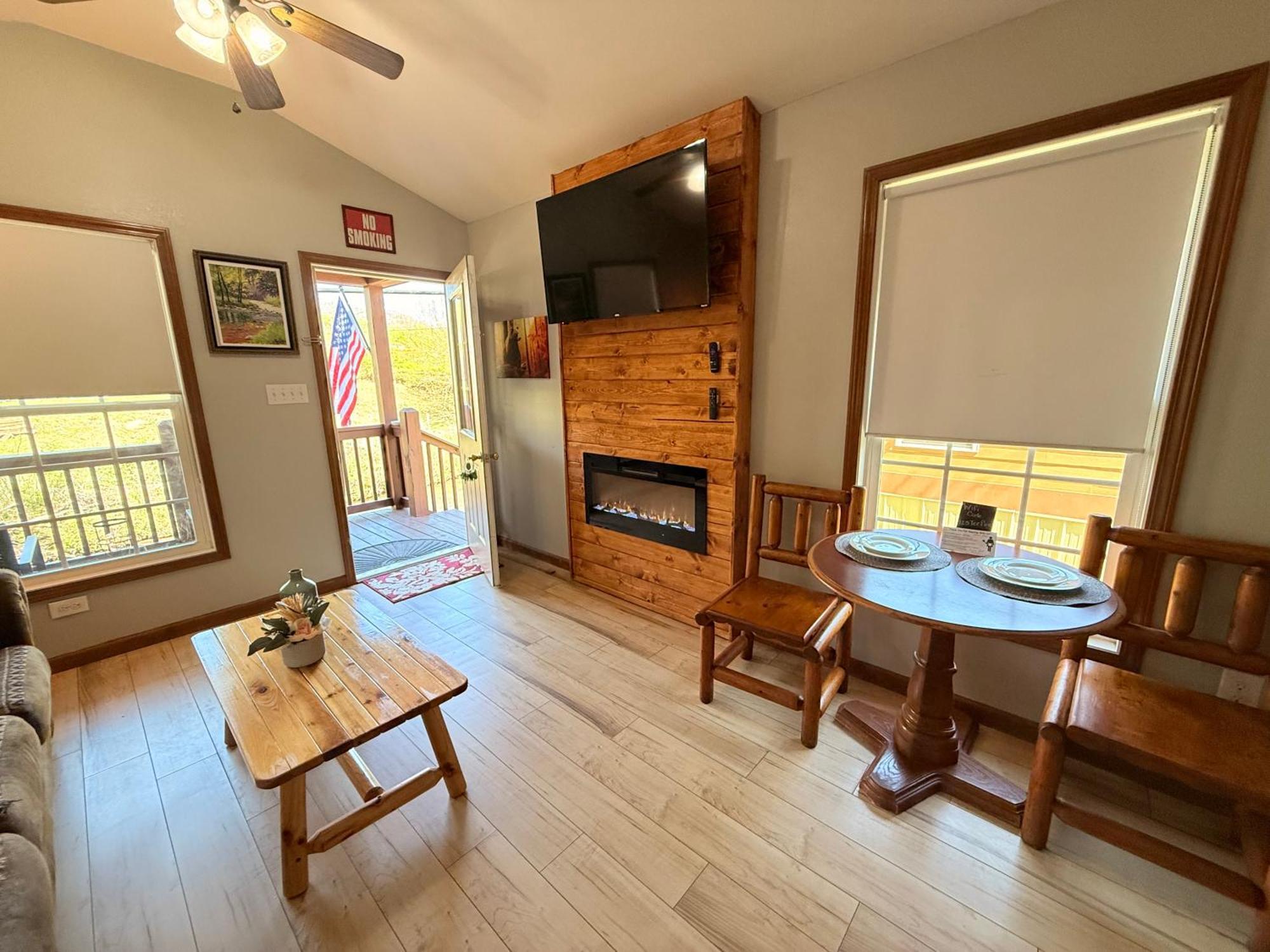 Qualla Cabins And Motel Cherokee Near Casino Whittier Luaran gambar