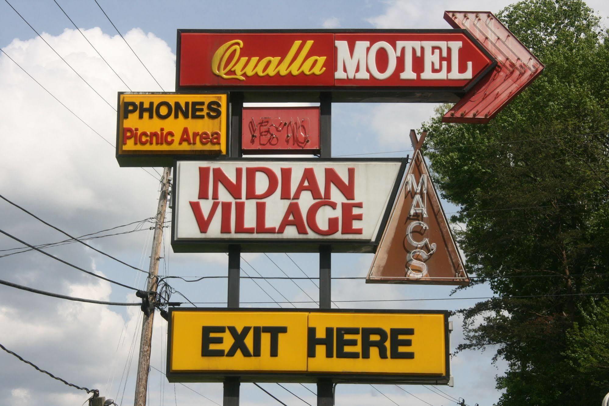 Qualla Cabins And Motel Cherokee Near Casino Whittier Luaran gambar